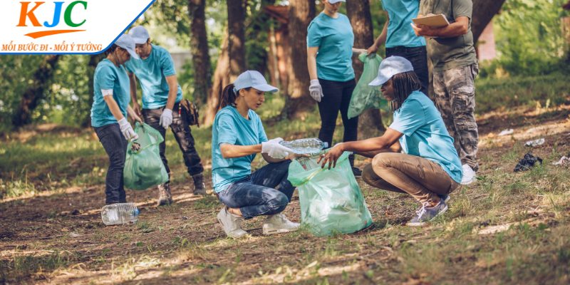 Chương trình dọn rác, trồng cây xanh, nâng cao ý thức